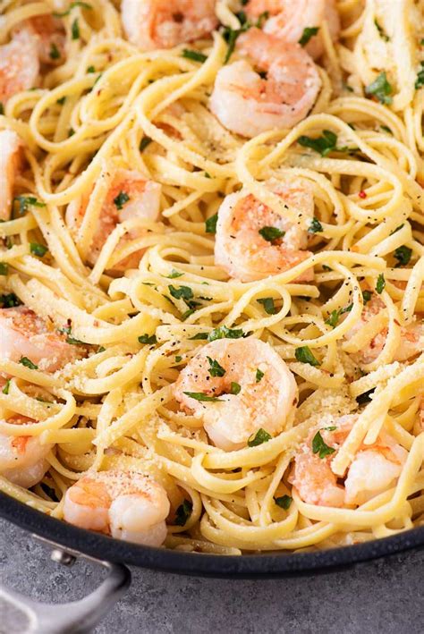 Can you make shrimp scampi without wine? Shrimp Scampi with Linguine - Homemade Hooplah