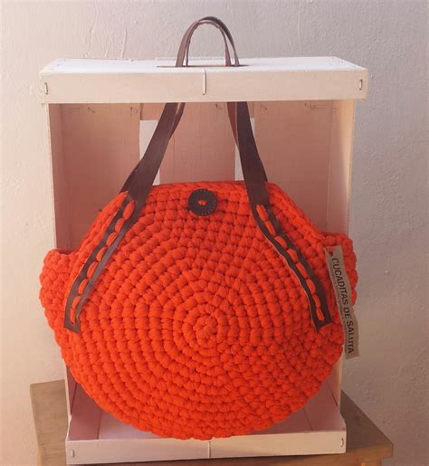 Maybe you would like to learn more about one of these? Bolso Redondo. Crochet bag ¡ Glamour ! (con imágenes) | Bolsos de ganchillo, Tejer con cuentas ...