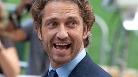 Gerard butler ile bağlantı kurmak için şimdi facebook'a katıl. Fies: Betrog Gerard Butler etwa Frau UND Mann? | Promiflash.de