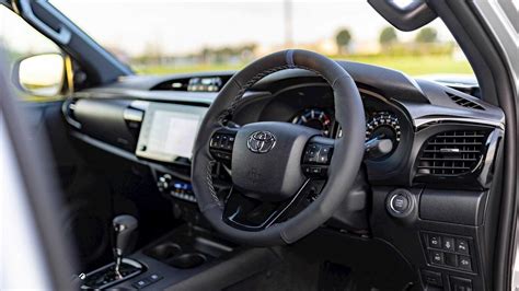 Toyota Hilux Especificaciones Fotos Información Y Precio