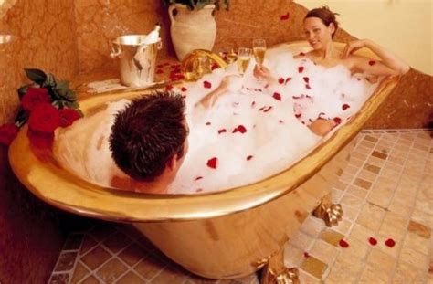 Romantic Bathroom Ideas For Valentines Day