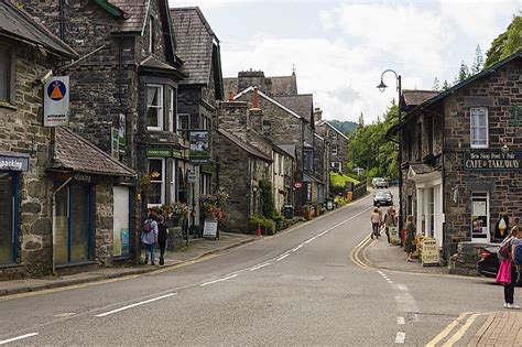 6 Most Charming Small Towns In Wales Worldatlas