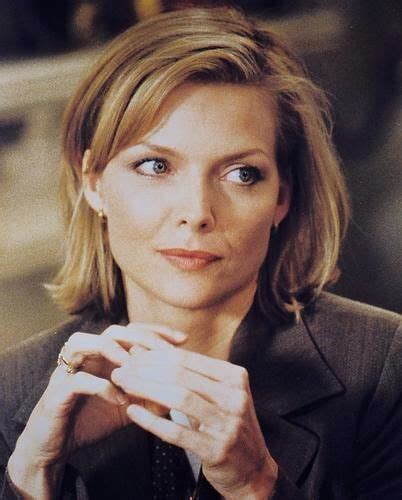 Michelle In One Fine Day Michelle Pfeiffer Hairstyles Over 50 Cool