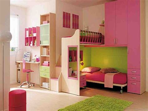 They tend to have unusual wants but also like to you can paint the wall in pink and cover the pink bed in black floral patterned blanket. Pink and Green Girls Bedroom - Decor Ideas