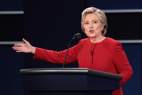 Clinton Accuses Trump Of Spreading ‘racist Birther Lie The