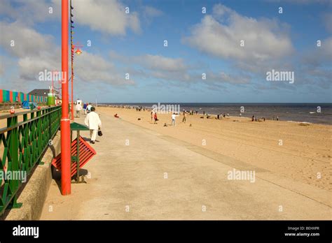 Mablethorpe Beach Seafront Hi Res Stock Photography And Images Alamy