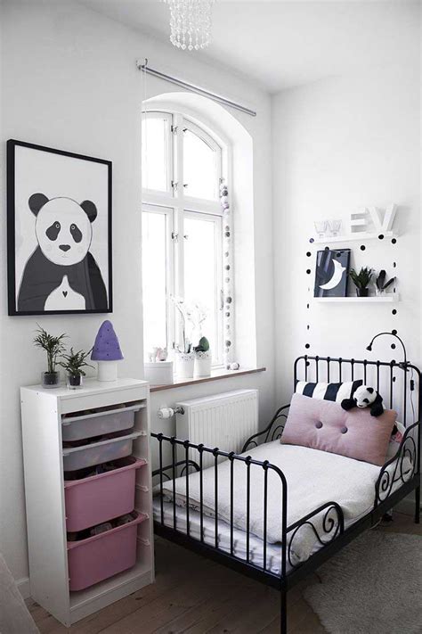 Put Your Panda Obsession To Good Use In Your Home Décor Housing News