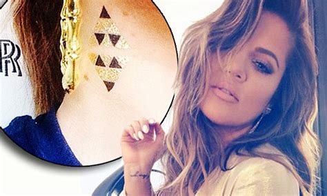 Khloe Kardashian Gets Temporary Neck Tattoo But Still Hasnt Removed