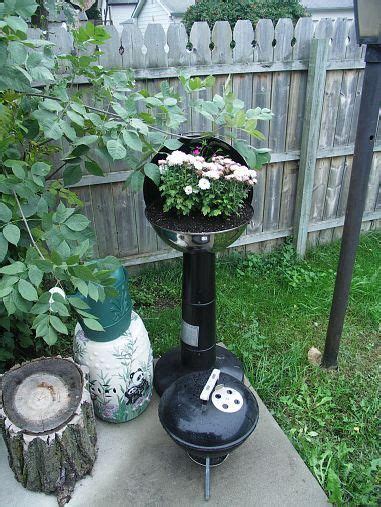 Now I Know What To Do With The Old Old Grill Strawberry Planters