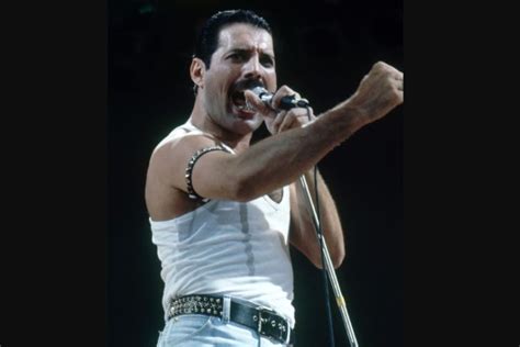 Biografi Tokoh Dunia Freddie Mercury Sang Pelantun Bohemian Rhapsody