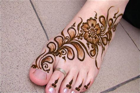 11 Trendy Arabic Foot Mehndi Designs Youll Love