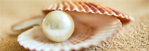 3 Quick Ways To Tell If A Pearl Is Real Or Not According To Experts