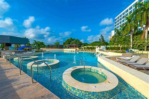 Hilton Cartagena With Private Beach Access Upgrade