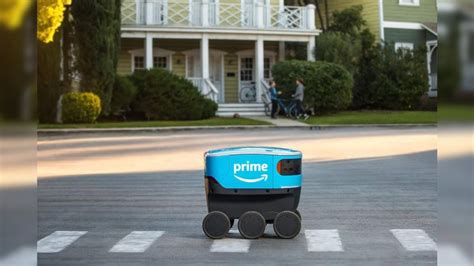 Amazon Bets On Commercial Autonomous Driving Tech Builds New Team