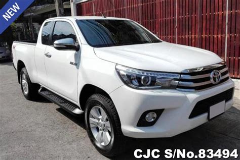 Toyota Hilux Revo White Manual Smart Cab 2017 24l Diesel Single And