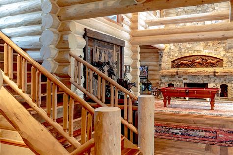 Julia Robertss Former Montana Lake House Is Selling For 12 Million