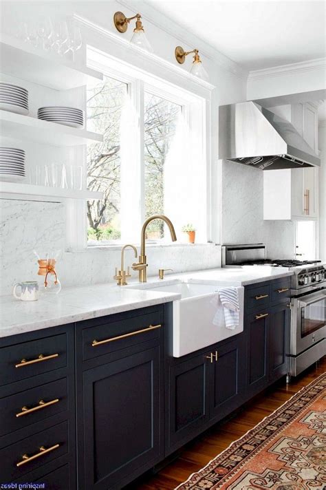 Aug 14, 2019 · the natural palette of this midcentury modern cook space by nim tim architects is the perfect backdrop for a statement kitchen backsplash created with geometric tile. 70 Amazing Midcentury Modern Kitchen Backsplash Design ...