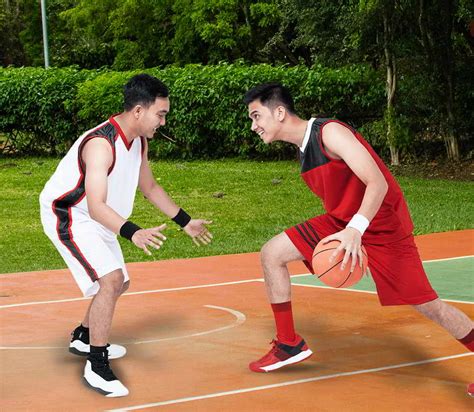 Mengenal 8 Teknik Dasar Permainan Bola Basket Indihome By Telkomsel