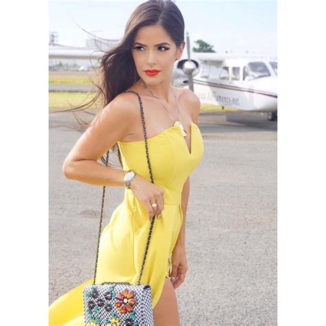 Summer Outfit Yanira Giselle Yaniragiselle On Instagram Amarillo