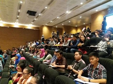 Tentang biasiswa xmu menawarkan biasiswa dalam pengajian phd, master dan ijazah sarjana muda. YB Rakyat agihkan RM90 juta untuk biasiswa pelajar ...