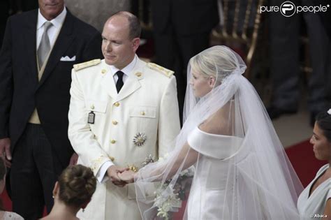 Le Prince Albert Et La Princesse Charlène Lors De Leur Mariage