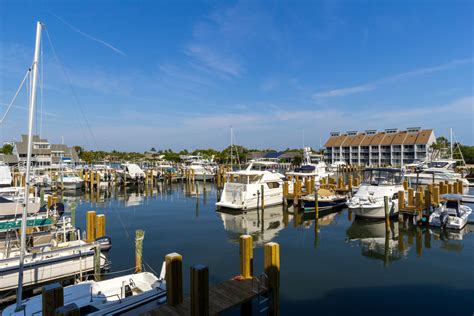 Harbor View The Moorings Realty Sales Co