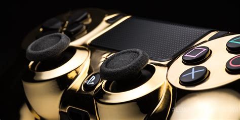 Colorware 24k Ps4 Dualshock 4 And Xbox One Controllers