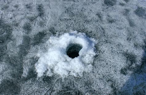 Hole in the Ice image - Free stock photo - Public Domain photo - CC0 Images