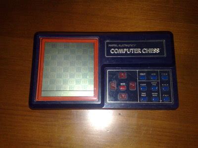 Chess computers were first able to beat strong chess players in the late 1980s. Handheld Empire - game | Mattel : Computer Chess
