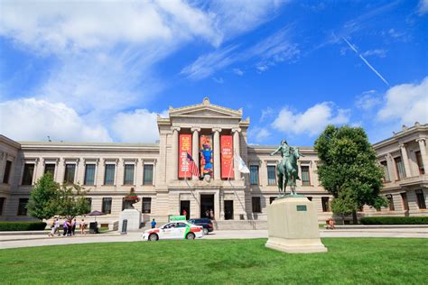 Bank Of America Giving Cardholders Free Museum Entry For The Holidays