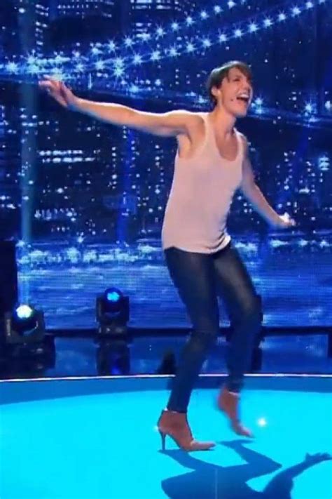 Alessandra Sublet Danse Sans Soutien Gorge Dans L Mission D Arthur