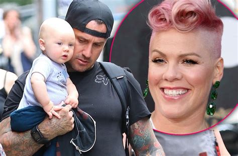 Pink S Husband Carey Hart Does Double Daddy Duty
