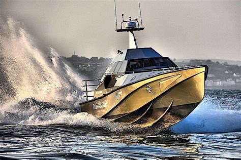 Thunder Child Interceptor Boat Rights Itself After Capsizing