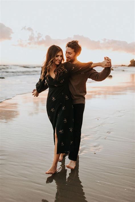 Couples Couples Beach Photography Engagement Pictures Beach Beach