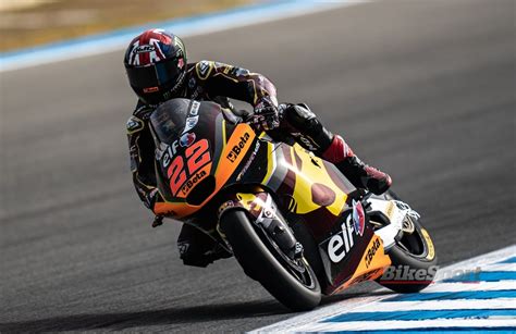 spanish moto2 qualifying results brits on top as lowes takes pole dixon third bikesport news