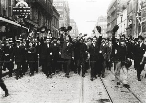 Cuando se dirigían hacia el ayuntamiento hubo un primer intento fallido de atentado. 28 de junio de 1914, asesinato del archiduque Francisco ...