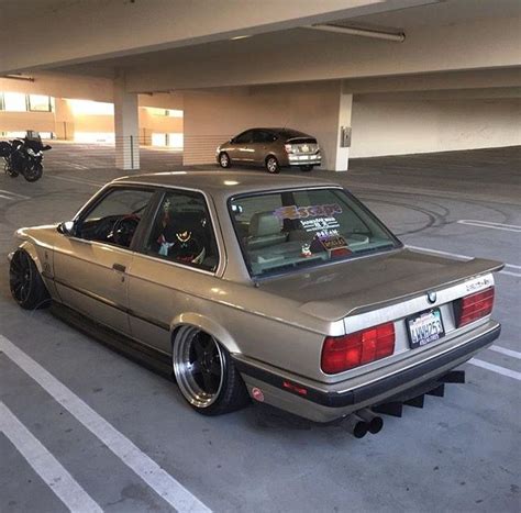 Explore ahh.photo's photos on flickr. #BMW_E30 #Modified #Slammed #Stance | Bmw, Bmw e30, Bmw ...