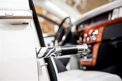 2018 Rolls Royce Phantom Review Trims Specs And Price Carbuzz