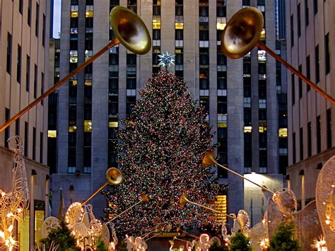 New York  Rockefeller center Christmas tree  Mickaël T.  Flickr