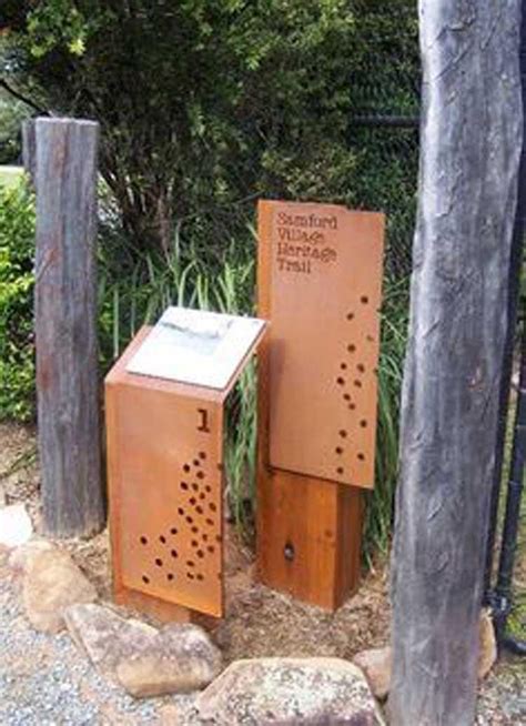 Outdoor Corten Steel Roadside Metal Signage 5 Interpretive Signage