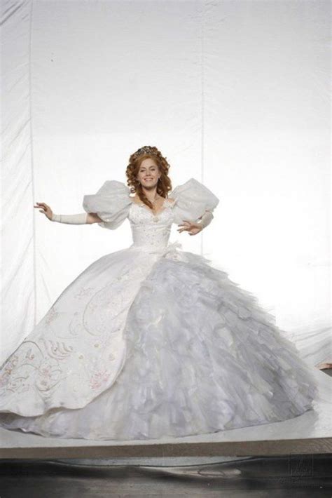 Les Plus Belles Robes De Princesse Au Cinéma Enchanted Wedding Dress