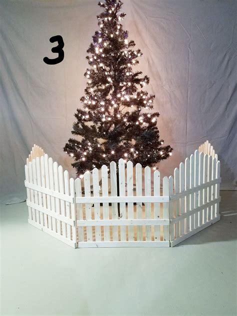 30 Unique Styling Ideas For Your Indoor Christmas Tree Fence Home