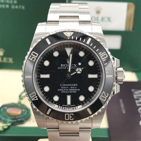 Submariner sans date vintage : 2017 Rolex Submariner 114060 No date Ceramic pre-owned box ...