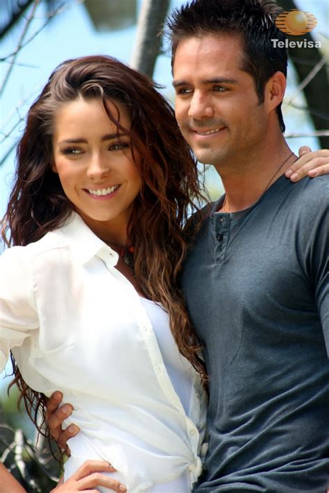 Novelas Radar José Ron And Ariadne Díaz Brake Up A Year Of Romance In