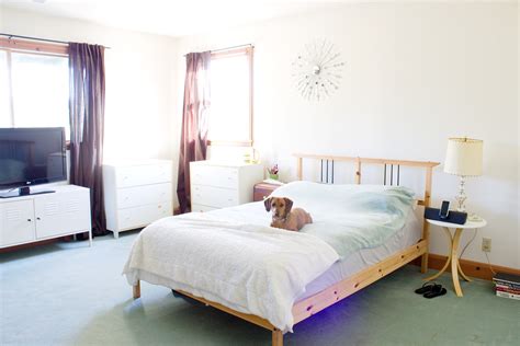 One designer, one bedroom, nine hours. Bedroom Makeover Before | www.vitaminihandmade.com | Flickr