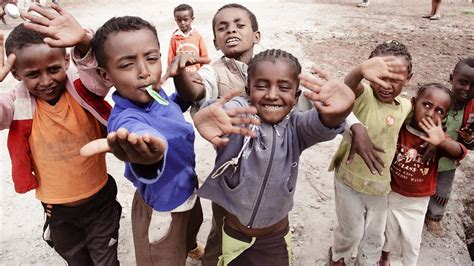 Child Poverty In Ethiopia Living On The Streets The Borgen Project
