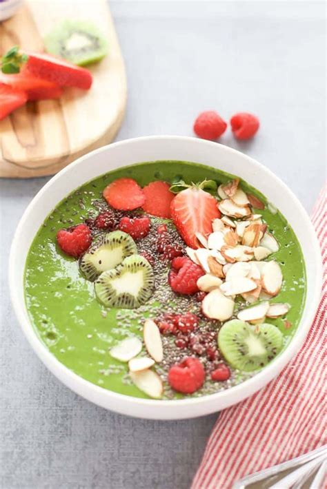 Green Smoothie Bowl With Raspberries My Recipe Magic