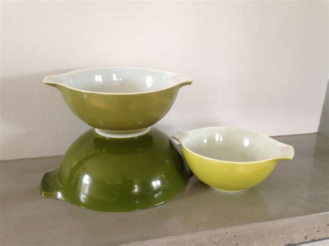 vintage pyrex green bowls verde cinderella nesting mixing etsy