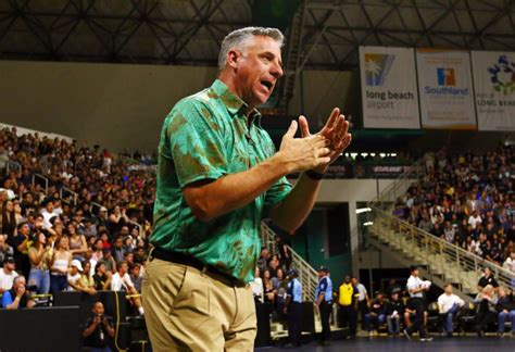 Jeffery charles wade (born october 8, 1963) is the head coach of the university of hawaii men's volleyball program. Hawaii volleyball: Rainbow Wahine, Warriors earn AVCA Academic Award - Hawaii Warrior World