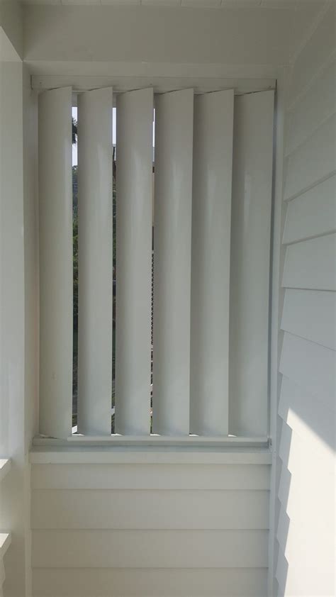 Privacy Screen With Vertical Adjustable 160mm Louvres Eco Awnings